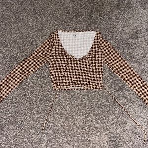 pacsun tan and brown patterned shirt